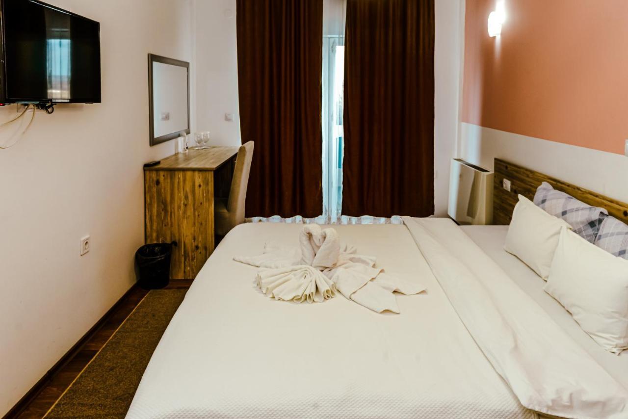 Verdisso Hotel & Restaurant Демир-Капия Экстерьер фото